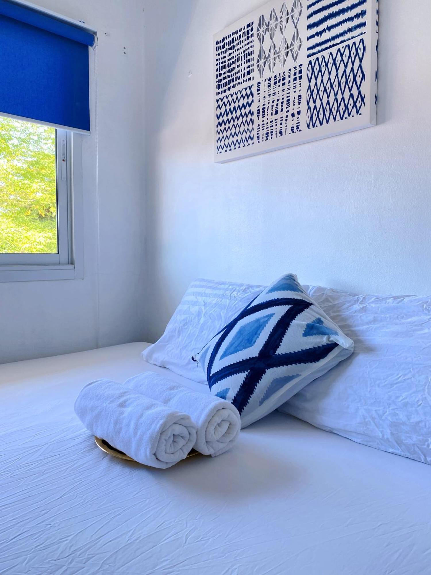 Zleepinezz Hostel Ayutthaya Bagian luar foto